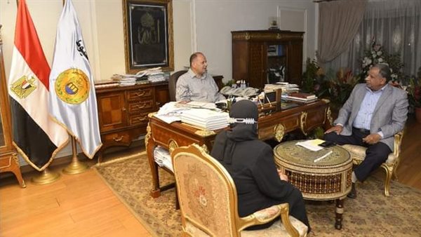 محافظ أسيوط 