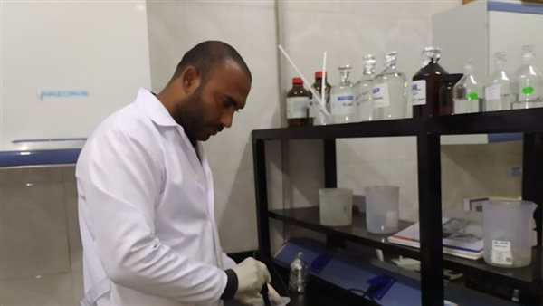 سحب عينات من مياه