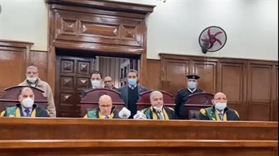 للاطلاع.. تأجيل أولى جلسات محاكمة 43 متهمًا في قضية حرس الثورة