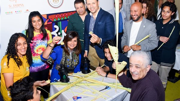 احتفال اتكلم عربي