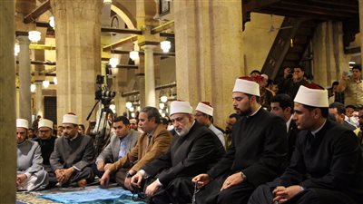 عضو كبار العلماء بالأزهر: الدعاء سلاح المؤمن