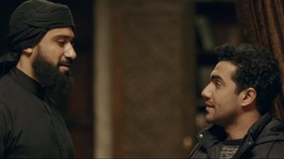 الحلقة الـ 17 من مسلسل العائدون.. محمد عادل يتسلم عمله في جماعة داعش