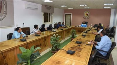 إلغاء الامتحانات الورقية وتفعيل الإلكترونية بجامعة سوهاج