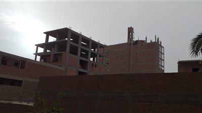 رياح باردة وانخفاض كبير في درجة الحرارة على مدن وقرى سوهاج| فيديو