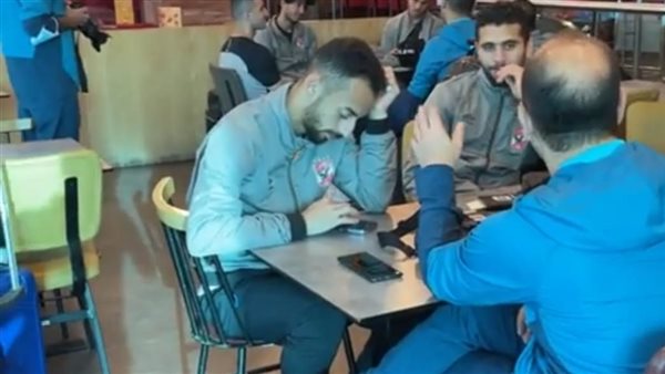 بعثة الأهلي تصل مطار