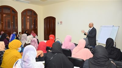 في إطار مبادرة مراكب النجاة.. ختام فعاليات تدريب 200 رائدة ريفية بمحافظتي قنا والأقصر 