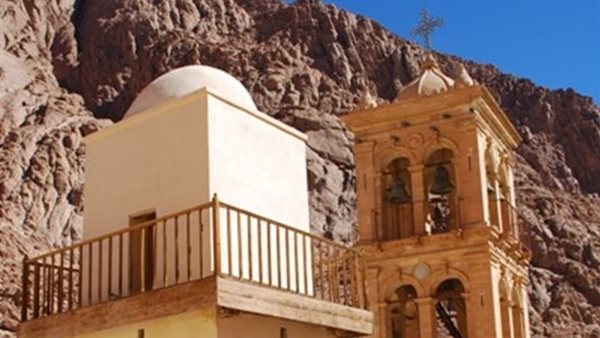  المسجد الفاطمي بدير