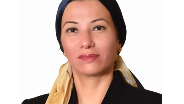 وزيرة البيئة