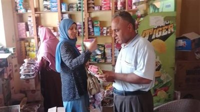 ضبط 300 كيلو ألبان غير صالحة للاستهلاك الآدمي وتحرير محاضر لجزارين ببني سويف 