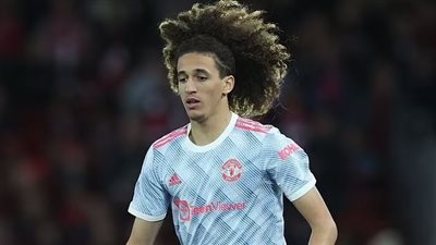 تقارير: حنبعل المجبري وقع عقود انتقاله إلى بيرنلي