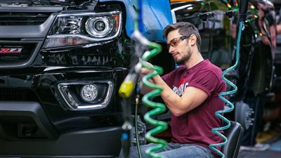 انفراجة بصناعة السيارات.. آخر تطورات أزمة نقص الرقائق الإلكترونية تشير بقرب انتهاء المشكلة 