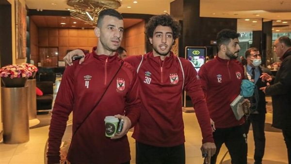 لاعبو الأهلي عقب