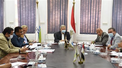 رئيس القابضة للمياه يتابع استعدادات الشركات التابعة لاستقبال موسم الصيف