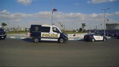 مهتز نفسيًا.. جهات التحقيق تأمر بإحالة متهم بالتعدي على مسنة بالتجمع إلى طبيب نفسي