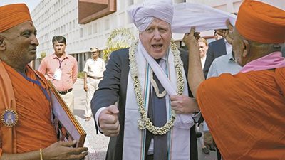 رئيس وزراء بريطانيا ونظيره الهندي يوقعان على اتفاقية دفاع مشتركة 