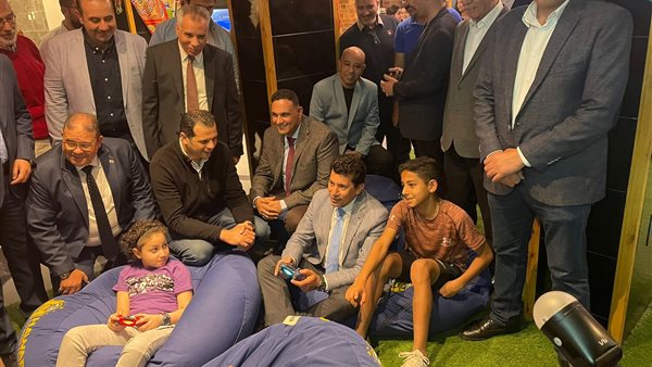 جولة وزير الرياضة