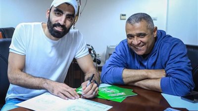 الأهلي يعلن تجديد عقد أحمد صلاح نجم فريق الطائرة 4 مواسم