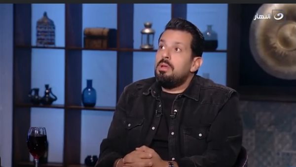 المذيع تامر بشير