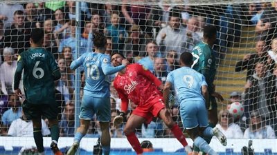 سوبر هاتريك خيسوس في واتفورد يعزز صدارة مانشستر سيتي للدوري الإنجليزي