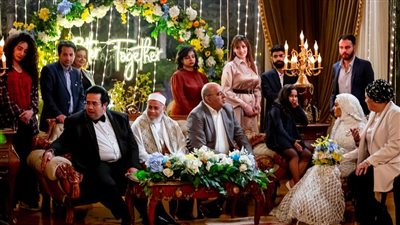  الحلقة 22 من مسلسل مكتوب عليا.. أكرم حسني يستعيد بصره | صور