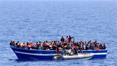 إنقاذ 45 مهاجرا غير شرعي وانتشال جثة من مياه البحر قبالة شاطئ مدينة طرابلس بلبان
