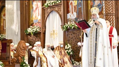 الأطباء تهنئ البابا تواضروس الثاني وبطريرك الكاثوليك والطائفة الإنجيلية بعيد القيامة المجيد 