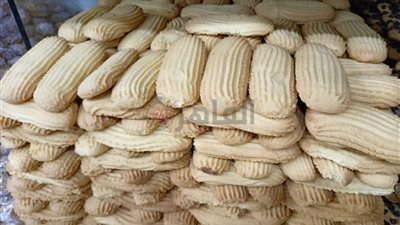 حالة فزع داخل ماركت شهير بعد الاشتباه فى بتر يد عامل داخل ماكينة مخبوزات بالتجمع | صور