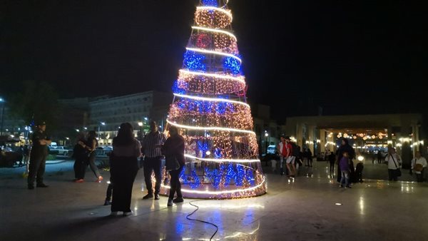 توافد الأقباط على