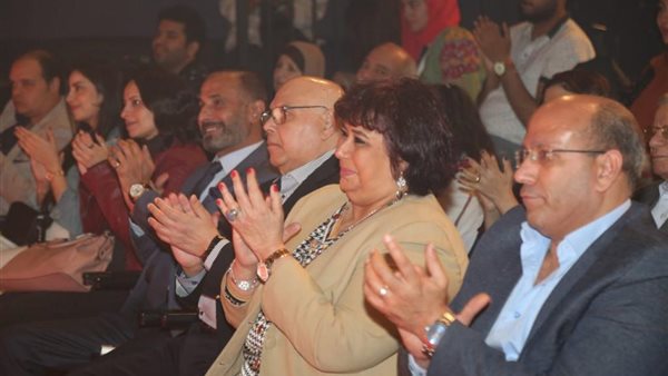 وزيرة الثقافة تشهد