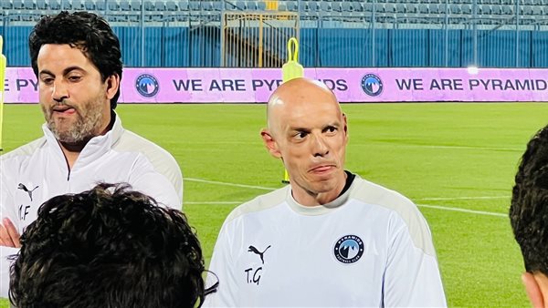 تاكيس جونياس 