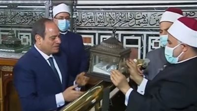 الرئاسة: سلطان البهرة له جهود مقدرة في ترميم وتجديد مقامات آل البيت