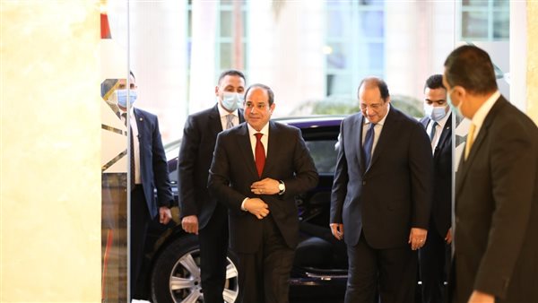 السيسي في إفطار الأسرة