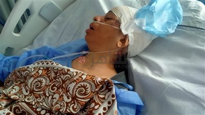 داست بنزين بدل الفرامل.. نجل مصابة واقعة عاملات مستشفى بني سويف: الدكتورة دمرت أمي |فيديو 