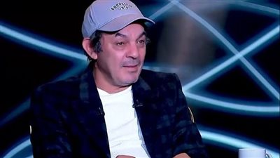 علاء مرسي: اللي بينتقد العري متنمر.. والست حرة تلبس حجاب أو شورت 