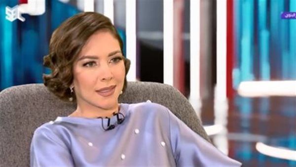 فاطمة البنوي 