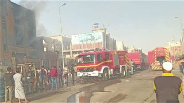 جانب من الحريق