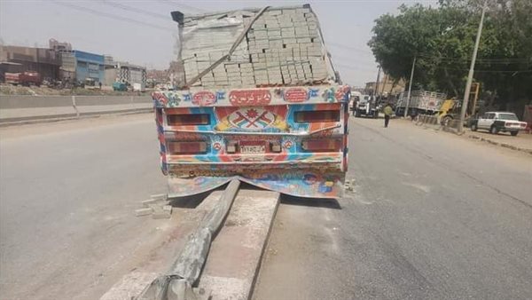 اصطدام مقطوره بعمودي