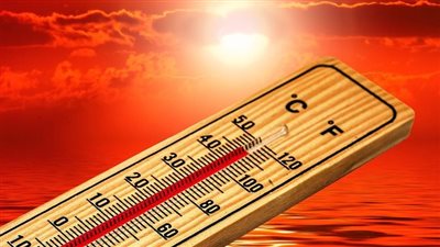 ارتفاع درجات الحرارة بالمنيا.. والأرصاد تحذر من تدهور مستوى الرؤية بسبب الرمال | بث مباشر