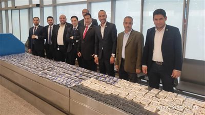 ضبط راكب وزوجته حاولا تهريب 8800 عبوة مستلزمات طب أسنان
