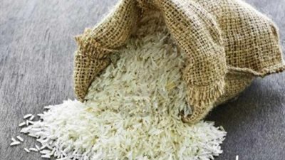 معبأ بعبوات 50 كيلو.. التموين تعلن استيراد 25 ألف طن أرز 