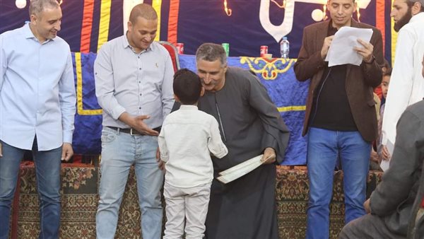 تكريم حفظة القرآن