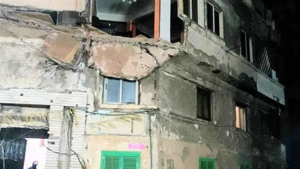 انهيار شرفة عقار