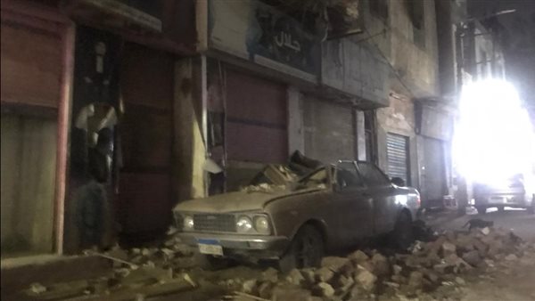 انهيار أجزاء من عقار