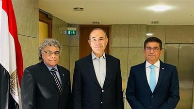 بحضور السفير ورموز من الكنسية والأزهر.. الجالية المصرية بألمانيا تجتمع على حفل إفطار بنهاية رمضان