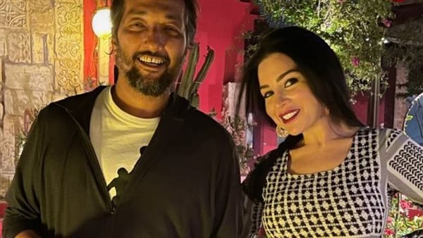 مي عز الدين ومخرج