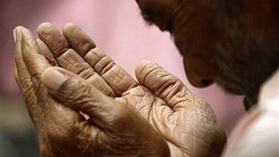  أجمل دعاء أول يوم عيد الفطر.. اللهم تقبل منا الصيام والقيام