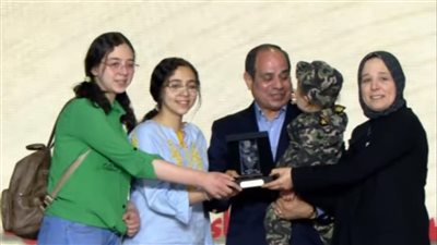 بث مباشر | السيسي خلال احتفالية أسر الشهداء: لم نعتدِ على أحد في 30 يونيو