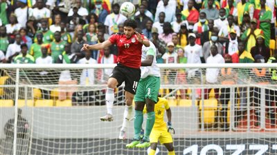 خبير لوائح يوضح مصير دعوى اتحاد الكرة أمام المحكمة الدولية بشأن مباراة مصر والسنغال 