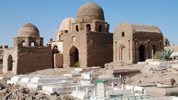 ماذا يقال عند زيارة