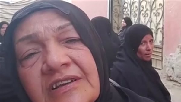 والدة الضحية